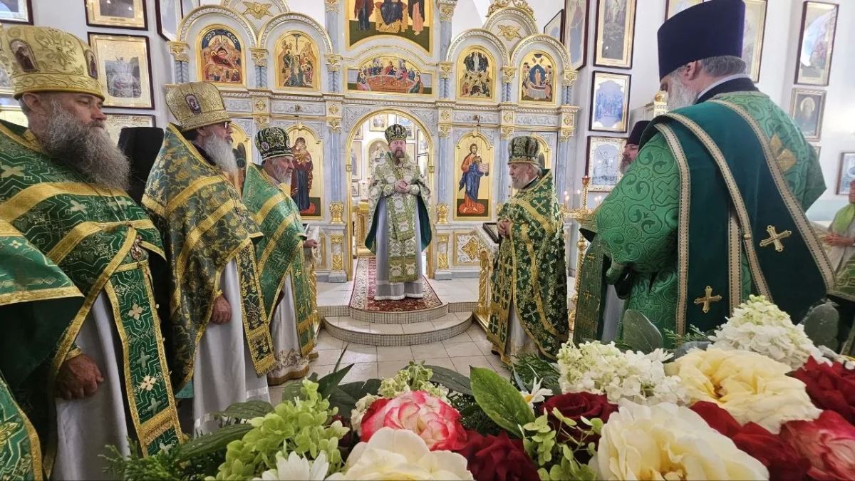 В Скадовске прошла торжественная литургия в честь Сергия Радонежского В Скадовске прошла торжественная литургия в честь Сергия Радонежского