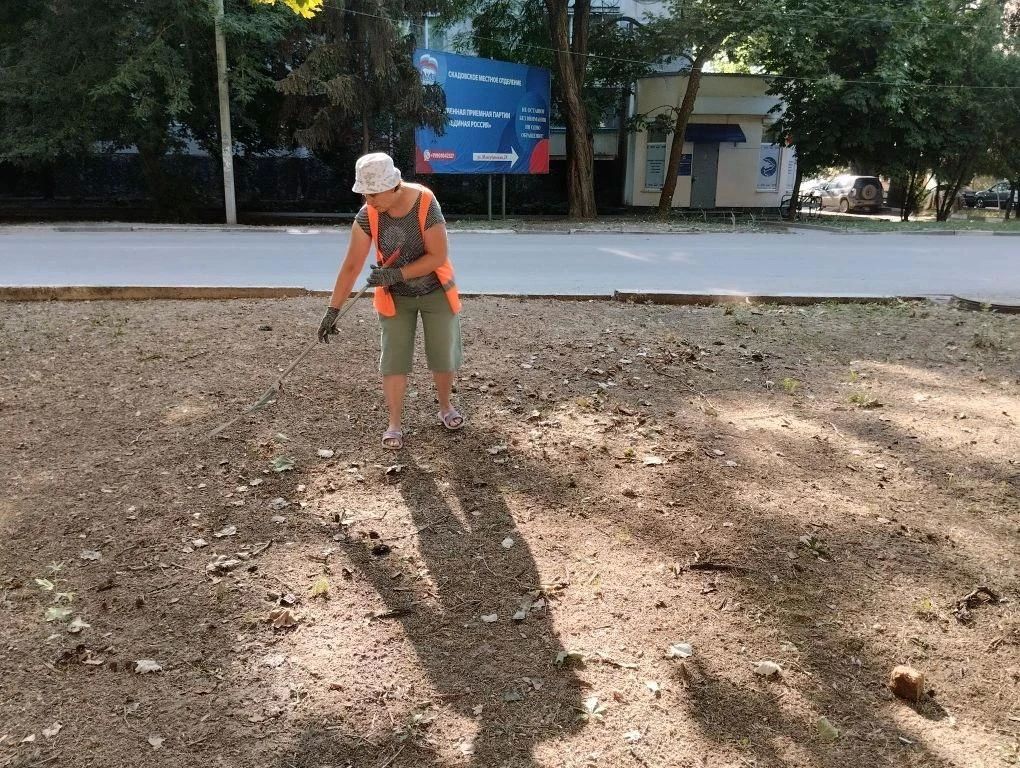 В Скадовске продолжаются работы по благоустройству В Скадовске продолжаются работы по благоустройству