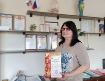 Поздравляем директора Каховского культурного центра имени Дмитрия Николаевича Овсяннико-Куликовского Людмилу Яковлевну Белоущенко с Днем рождения!