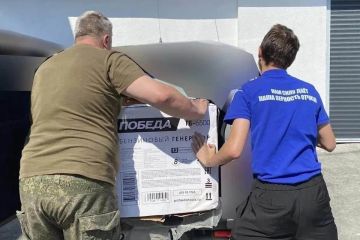 Волонтеры передали защитникам Херсонщины генераторы и антидроновые сети