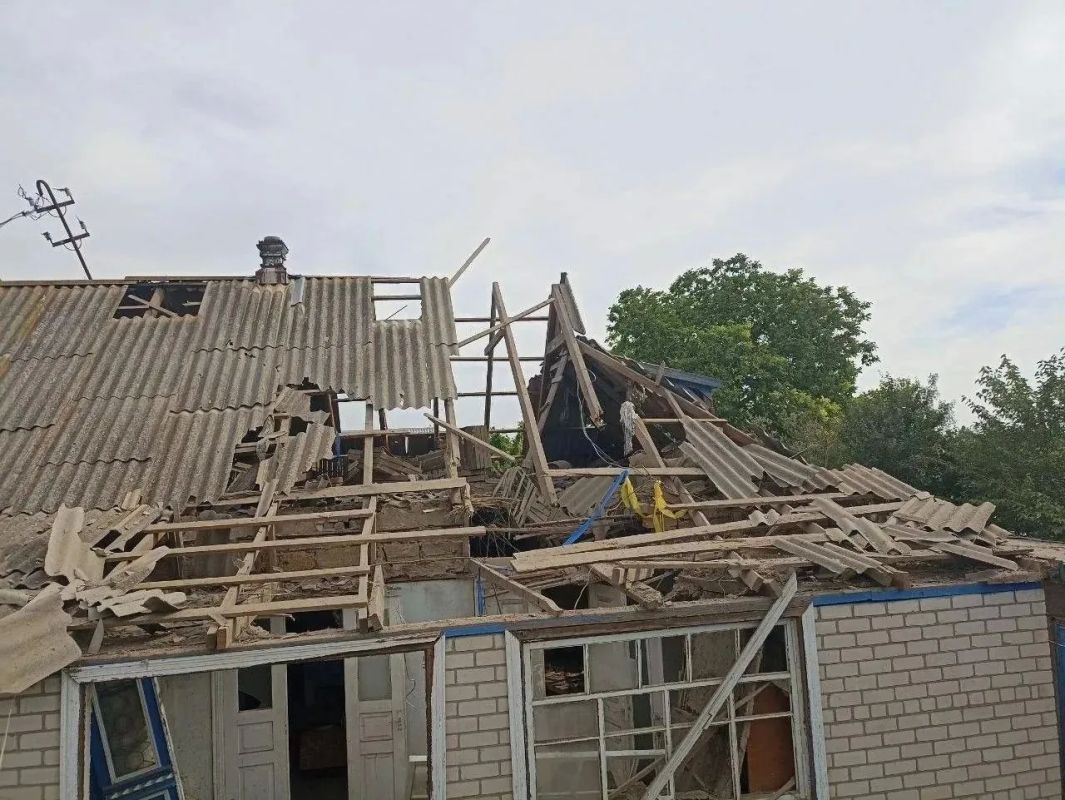 За неделю с 13 по 19 июля в результате обстрелов со стороны ВСУ погибли пять мирных жителей Алешкинского округа, 17 человек ранены, сообщил Руслан Хоменко За неделю с 13 по 19 июля в результате обстрелов со стороны ВСУ погибли пять мирных жителей Алешкинского округа, 17 человек ранены, сообщил Руслан Хоменко