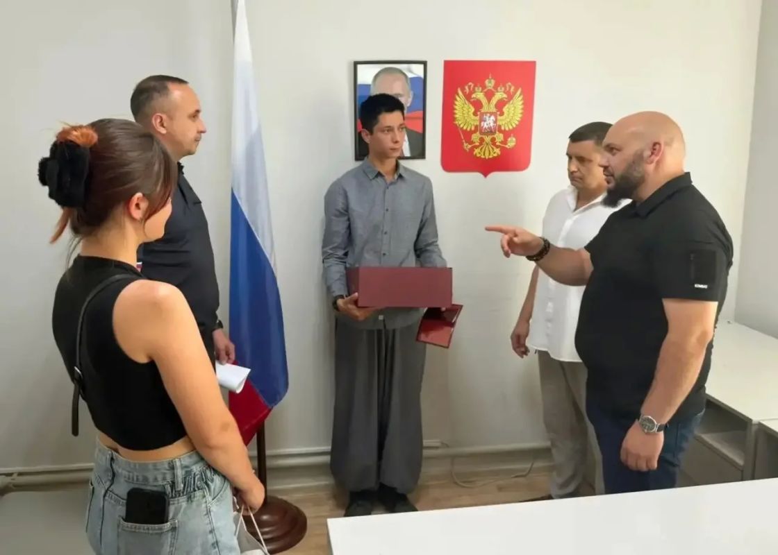 Сергей Георгиев: Добились справедливости — и сегодня паспорт у Мирослава Сергей Георгиев: Добились справедливости — и сегодня паспорт у Мирослава
