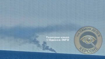 В Одессе на рейде опять что-то горит