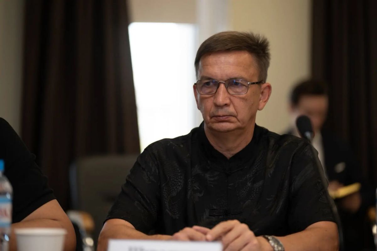Владимир Сальдо: Главная задача сейчас — жизнеобеспечение региона Владимир Сальдо: Главная задача сейчас — жизнеобеспечение региона