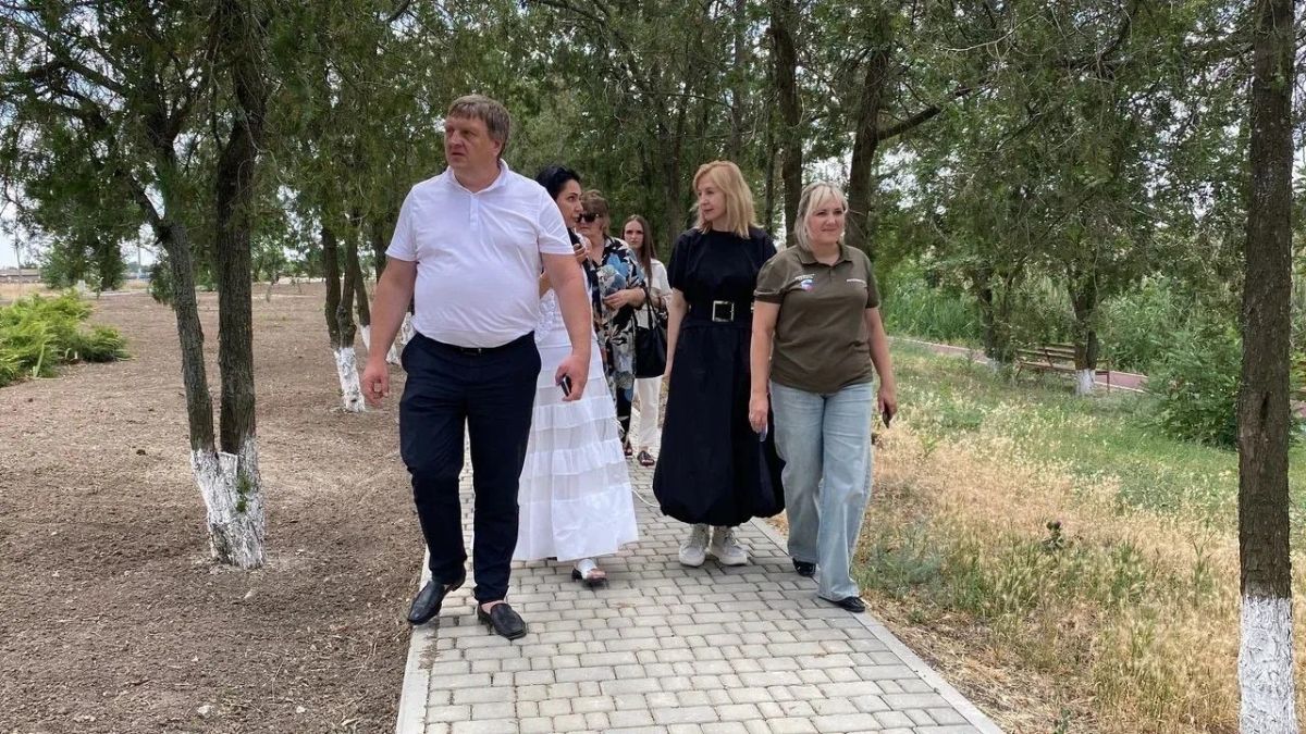 Жители Шотовки и Веселовки получили современный ФАП — Сальдо Жители Шотовки и Веселовки получили современный ФАП — Сальдо