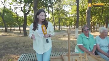 В Геническом парке имени Шевченко каждую субботу работают игровые площадки в рамках проекта "Каникулы по-херсонски"