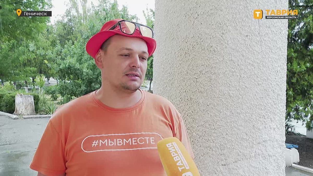 Около 200 кг гуманитарной помощи доставили активисты Народного фронта и штаба "Мы вместе" в Новоалексеевку