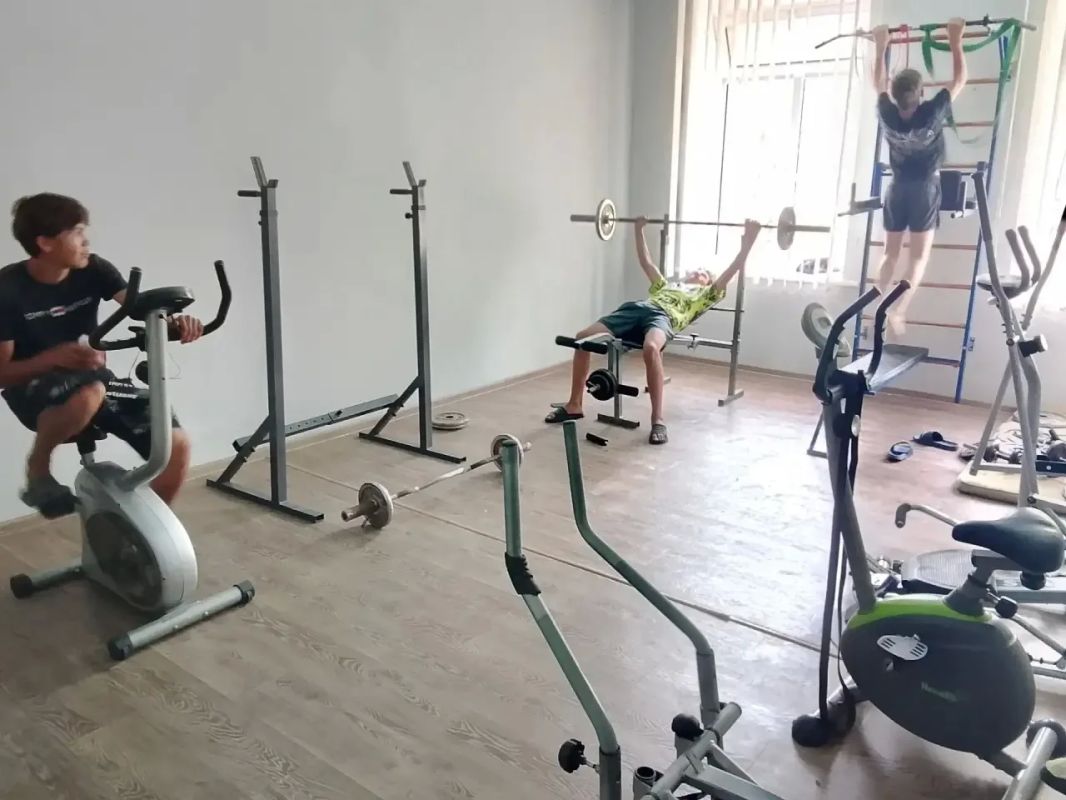 "Сокол" на страже здоровья: в Григорьевском сельском клубе провели занятие спортивного клуба "Сокол" на страже здоровья: в Григорьевском сельском клубе провели занятие спортивного клуба