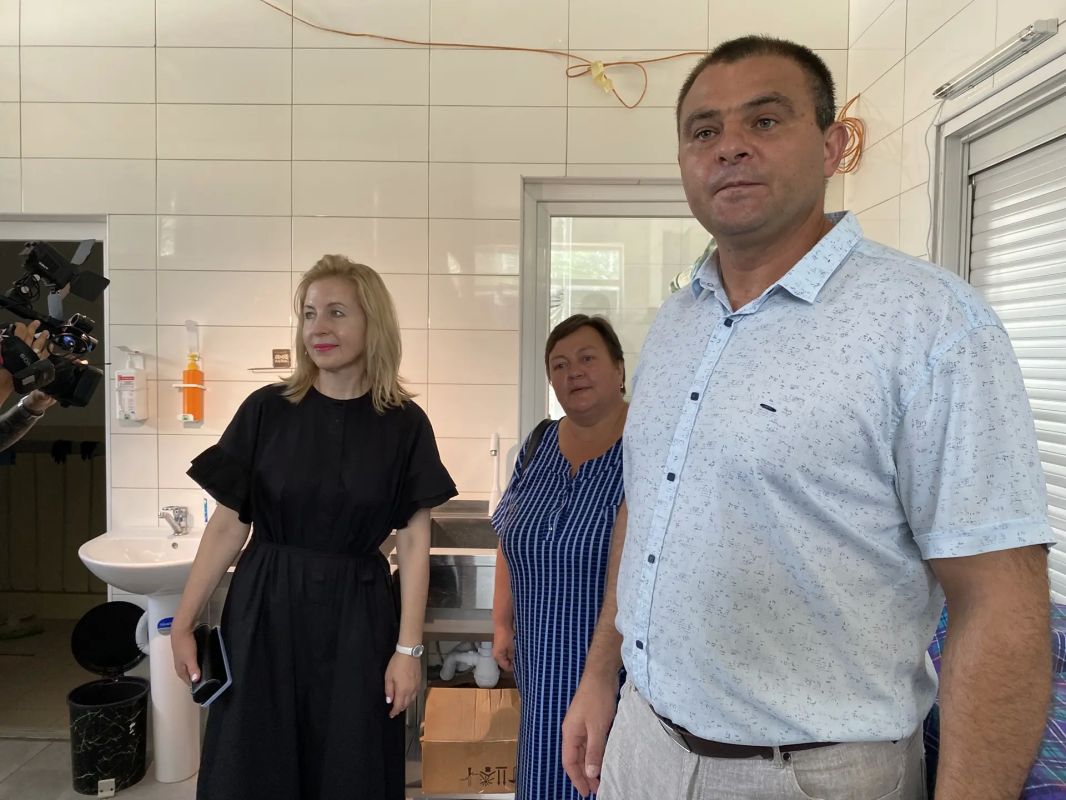 И снова за школьной партой! Посетили школу и вместе с моим коллегой Александром Фоминым побывали в роли учеников И снова за школьной партой! Посетили школу и вместе с моим коллегой Александром Фоминым побывали в роли учеников
