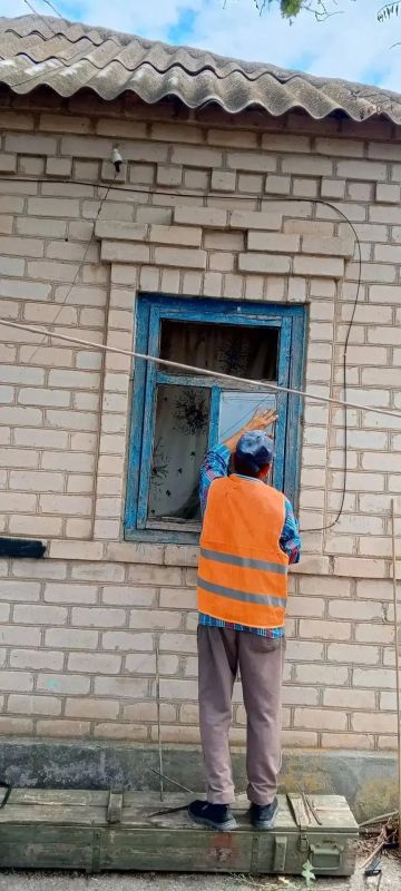 В селе Червоное помогают жителям, пострадавшим от атаки БпЛА В селе Червоное помогают жителям, пострадавшим от атаки БпЛА