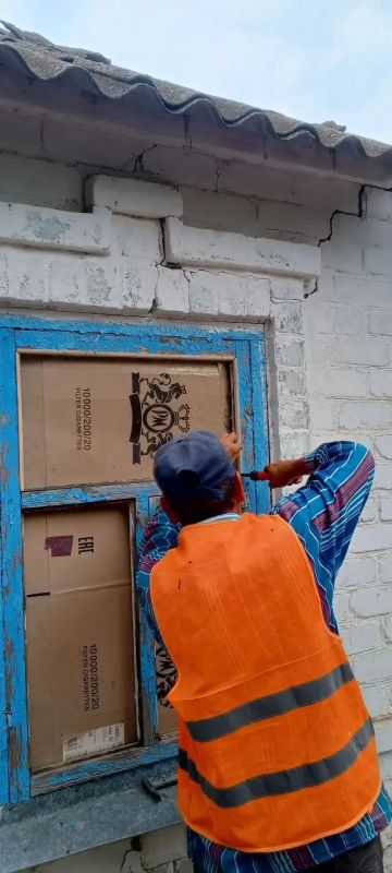 В селе Червоное помогают жителям, пострадавшим от атаки БпЛА В селе Червоное помогают жителям, пострадавшим от атаки БпЛА