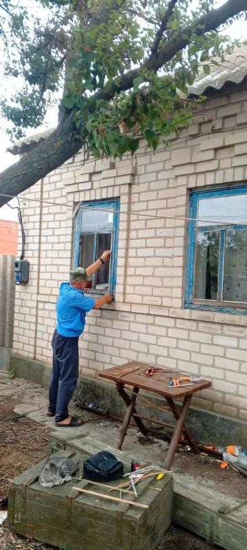 В селе Червоное помогают жителям, пострадавшим от атаки БпЛА В селе Червоное помогают жителям, пострадавшим от атаки БпЛА