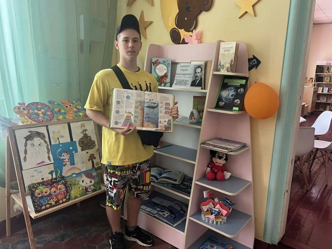 В Скадовской детской библиотеке прошла играпутешествие «Обитатели морских глубин» В Скадовской детской библиотеке прошла играпутешествие «Обитатели морских глубин»