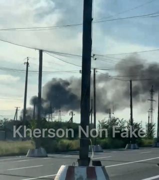 Сообщается о пожарах после прилетов по целям в оккупированном ВСУ Херсоне