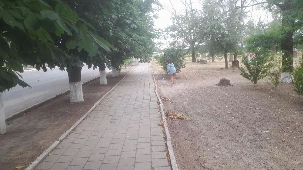 В Новониколаевке Скадовского округа провели плановую уборку В Новониколаевке Скадовского округа провели плановую уборку
