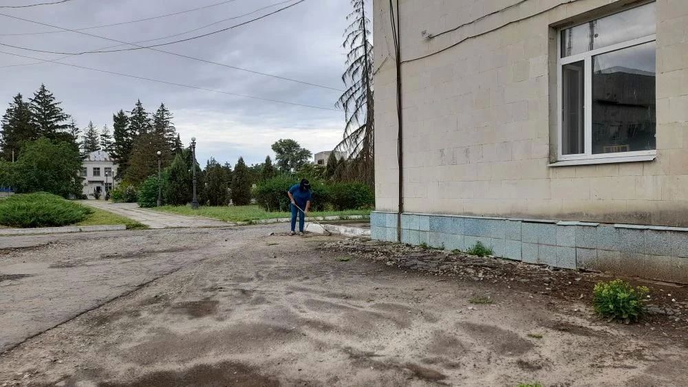 В Новониколаевке Скадовского округа провели плановую уборку В Новониколаевке Скадовского округа провели плановую уборку