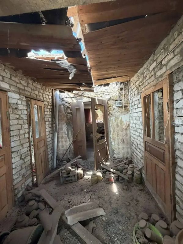 За прошедшие сутки боевики ВСУ убили одного мирного жителя Херсонской области, три человека получили ранения За прошедшие сутки боевики ВСУ убили одного мирного жителя Херсонской области, три человека получили ранения