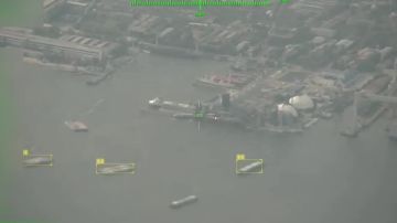 Поражение реактивными БпЛА "Герань" двух сухогрузов в порту Николаев