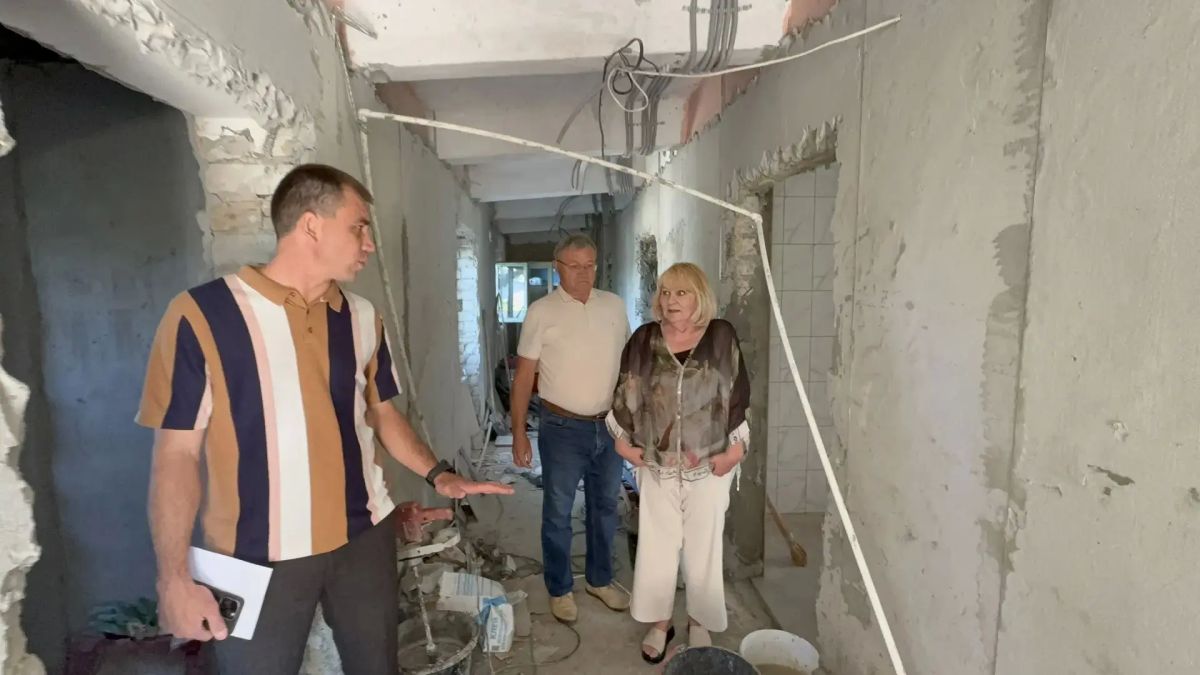 Рамиль Замалетдинов: Проверил ход ремонта Каховского гериатрического пансионата совместно с депутатом областной Думы Александром Пономарёвым Рамиль Замалетдинов: Проверил ход ремонта Каховского гериатрического пансионата совместно с депутатом областной Думы Александром Пономарёвым