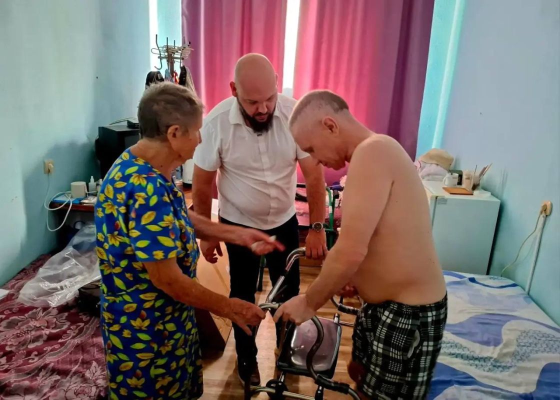 Региональный омбудсмен продолжает планомерную работу с переселенцами в ПВР Региональный омбудсмен продолжает планомерную работу с переселенцами в ПВР