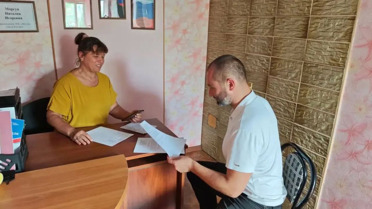 Павел Филипчук: У доброты будет свой дом. Напомню, что наш проект «Дом, в котором живет доброта» от ТОС «Мечта» города Каховка одержал победу во втором конкурсе Фонда Президентских грантов в этом году Павел Филипчук: У доброты будет свой дом. Напомню, что наш проект «Дом, в котором живет доброта» от ТОС «Мечта» города Каховка одержал победу во втором конкурсе Фонда Президентских грантов в этом году