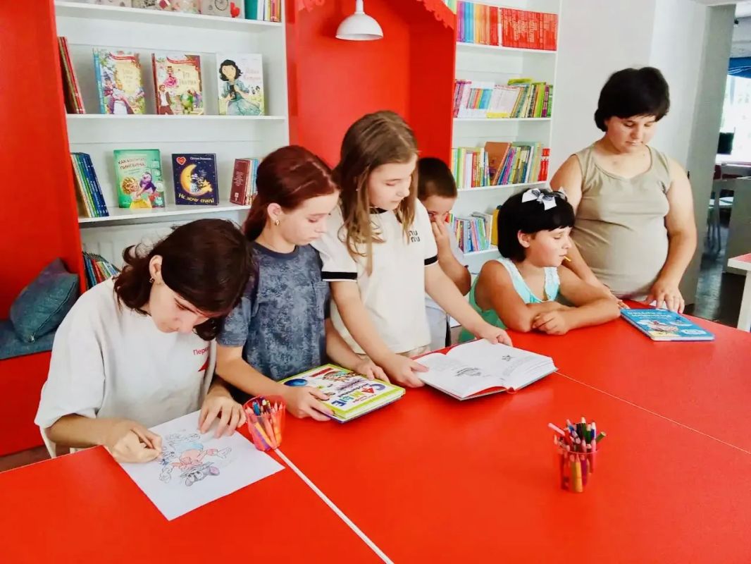 В пгт Каланчак "Гридень" учит дружить В пгт Каланчак "Гридень" учит дружить