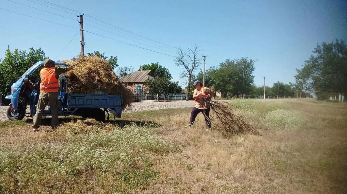 Плановые работы по благоустройству: МКУ «Горжилстрой» заботится о чистоте и комфорте Генического округа Плановые работы по благоустройству: МКУ «Горжилстрой» заботится о чистоте и комфорте Генического округа