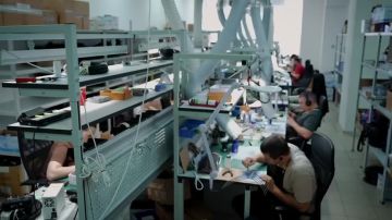 Российская компания "Гагаринг", известная своими разработками в области электроники, дрон-детекторов и оборудования для дронов, анонсировала создание безэкипажного катера