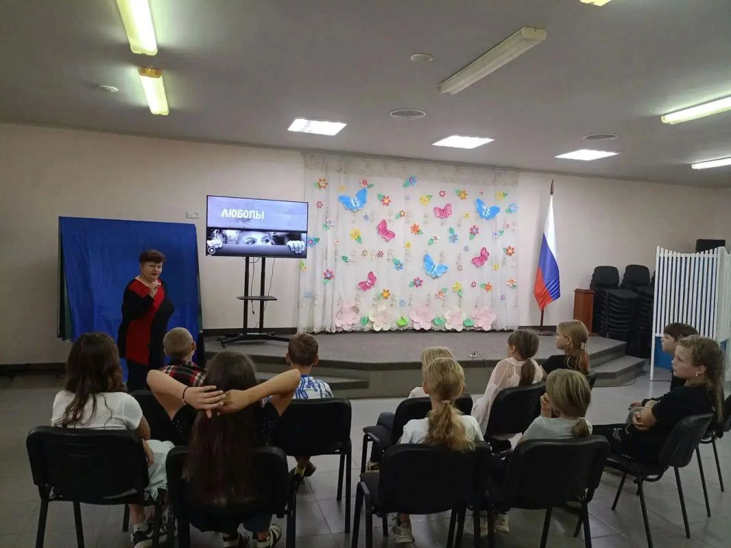 Отказ от вредных привычек: профилактическая беседа в Краснянском СДК Отказ от вредных привычек: профилактическая беседа в Краснянском СДК