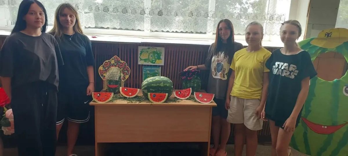В Маркеевском сельском клубе прошёл праздник «Херсонский арбузик поМаркеевски» В Маркеевском сельском клубе прошёл праздник «Херсонский арбузик поМаркеевски»
