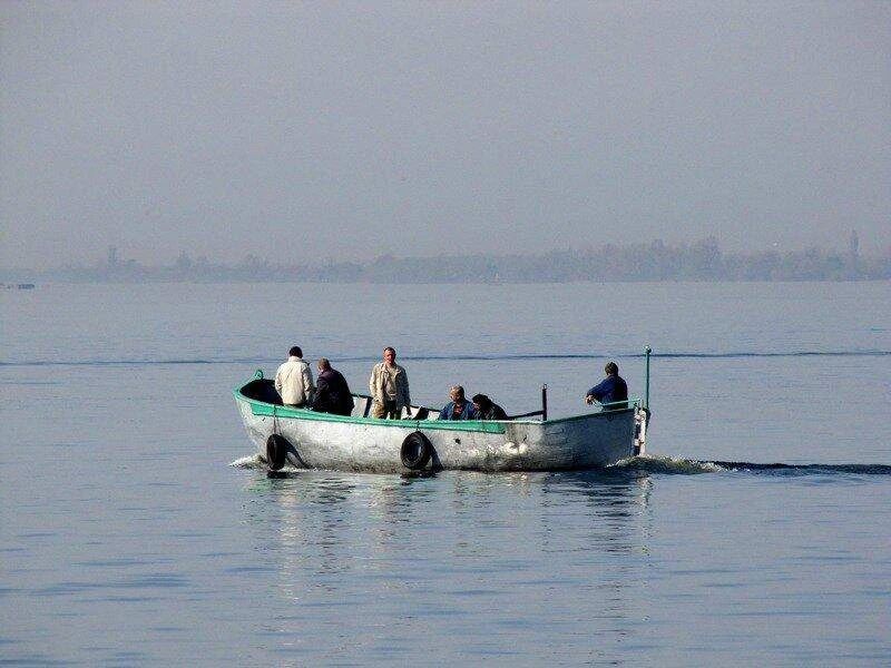 Доброе утро, Херсонщина!. Мечты у нас непогасимыВсегда мечтаем мы, везде,Но в свете лет неумолимыхМы часто говорим себе: Доброе утро, Херсонщина!. Мечты у нас непогасимыВсегда мечтаем мы, везде,Но в свете лет неумолимыхМы часто говорим себе:
