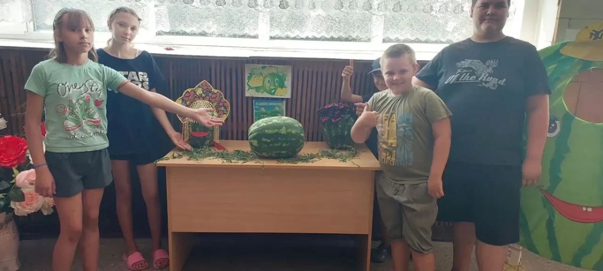 В Маркеевском сельском клубе прошёл праздник «Херсонский арбузик поМаркеевски» В Маркеевском сельском клубе прошёл праздник «Херсонский арбузик поМаркеевски»