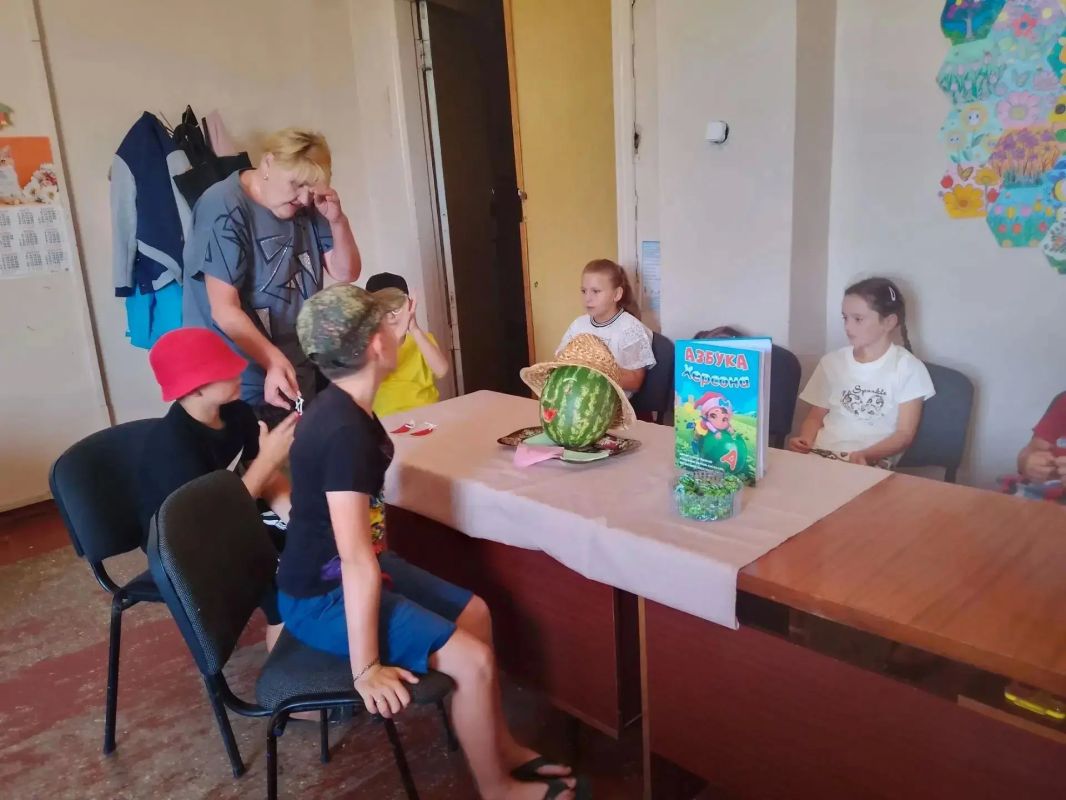 В Азовском отметили Международный день арбуза В Азовском отметили Международный день арбуза