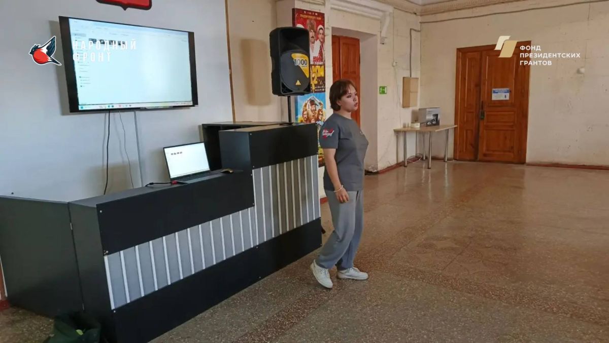 Молодёжка НФ Херсонской области провела агитацию в с. Новоалексеевка Генического района Молодёжка НФ Херсонской области провела агитацию в с. Новоалексеевка Генического района