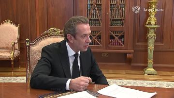 Путин обсудил с Машковым юбилей театрального союза