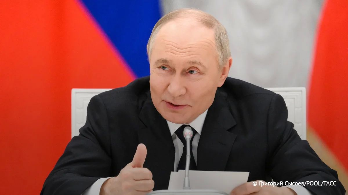 Путин подписал закон о введении административной ответственности для операторов цифровых платформ — маркетплейсов, сервисов доставок, агрегаторов объявлений и других: