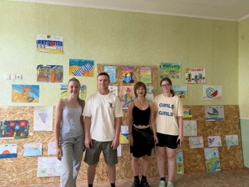 «Я рисую лето»: выставка детского творчества открылась в Скадовске