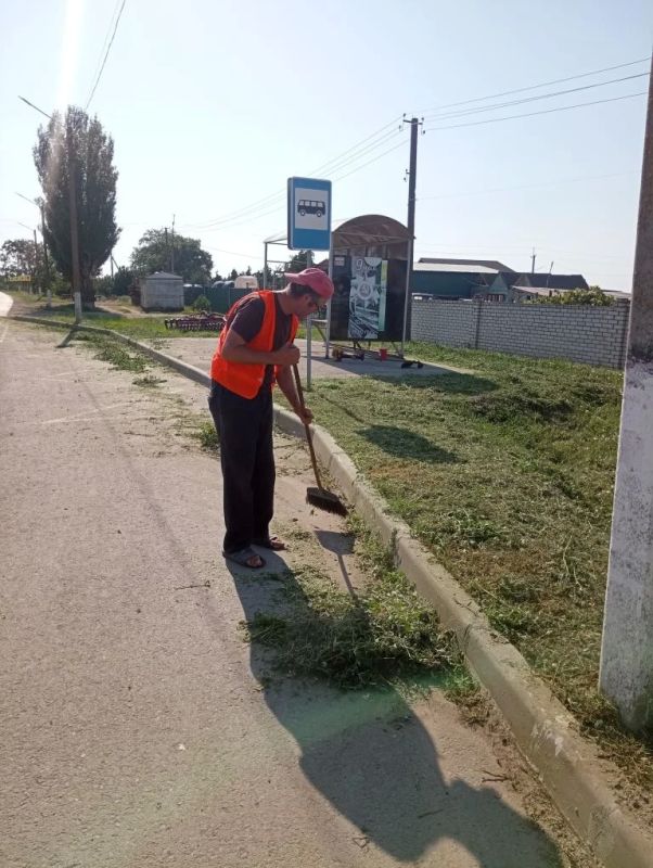 Плановые работы по благоустройству прошли в посёлке Лазурное Плановые работы по благоустройству прошли в посёлке Лазурное