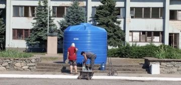В Каховке увеличат число точек с водой возле многоквартирных домов
