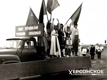 Посмотрите на эти ожившие кадры — на несколько мгновений Генический район 1970-х станет ближе