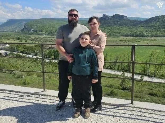 Семья из Каховского округа победила во Всероссийском конкурсе «Семья года» Семья из Каховского округа победила во Всероссийском конкурсе «Семья года»