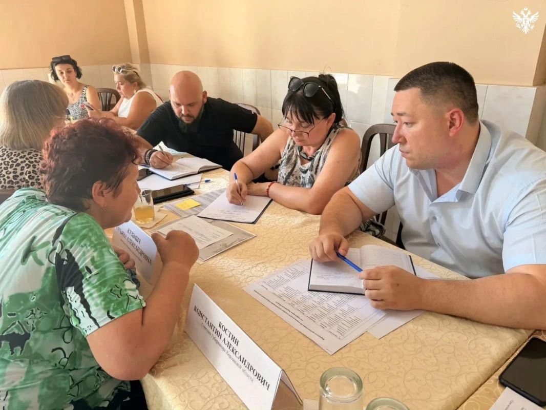Замгубернатора Херсонской области провела прием эвакуированных граждан Замгубернатора Херсонской области провела прием эвакуированных граждан