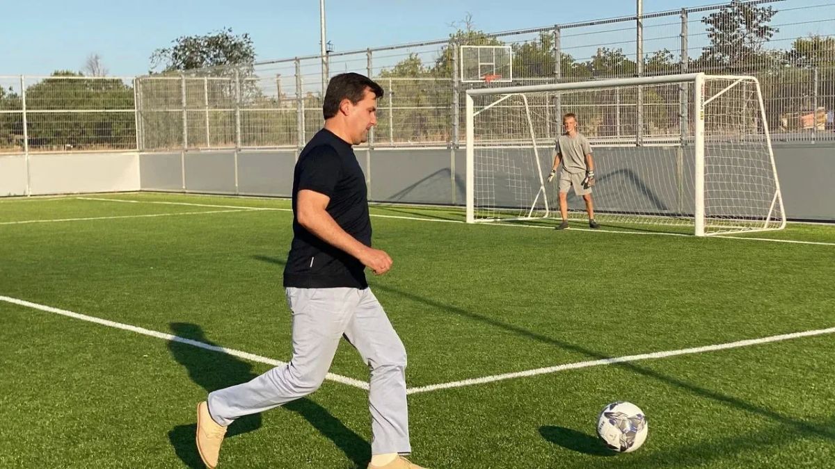 Новая спортплощадка в Рыково объединила футбол, волейбол, баскетбол и ГТО Новая спортплощадка в Рыково объединила футбол, волейбол, баскетбол и ГТО
