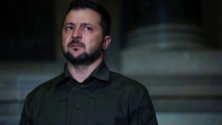 Очередная авантюра Зеленского фактически остановила работу портов, а вся нагрузка с вывозом продукции (импорт аграрки и тд.), легла на железку, отсюда следует, что следующей частью пазла будет вывод из строя как можно...