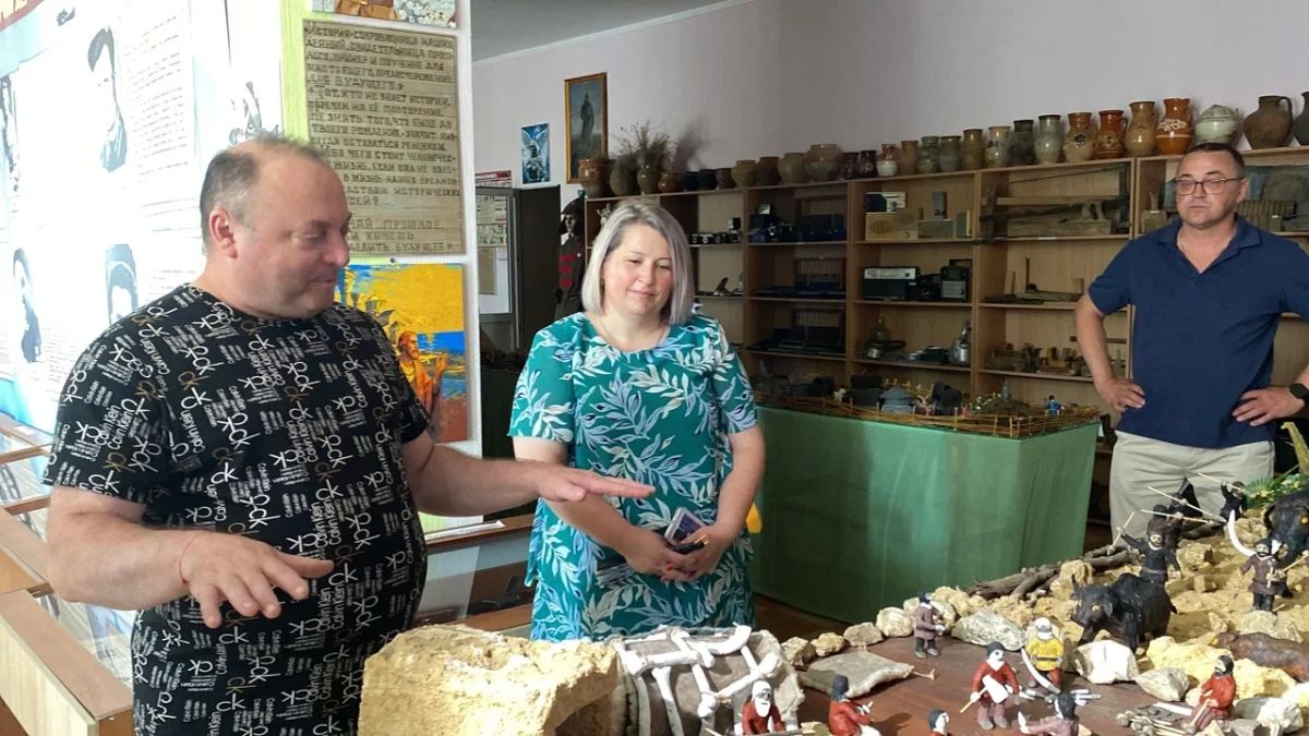 Владимир Сальдо: Григорьевский Дом культуры готовим к областным фестивалям Владимир Сальдо: Григорьевский Дом культуры готовим к областным фестивалям