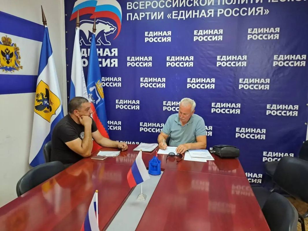 Приём граждан провел депутат Каховского Совета депутатов Игорь Филипчук Приём граждан провел депутат Каховского Совета депутатов Игорь Филипчук
