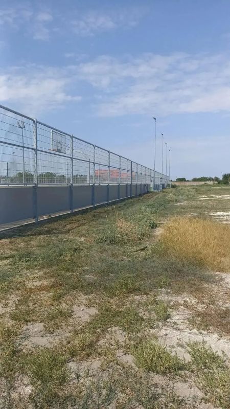 Благоустройство спортивной площадки в селе Бехтеры Благоустройство спортивной площадки в селе Бехтеры