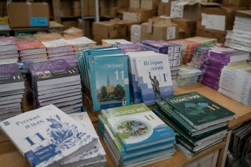 Более 40 тысяч новых учебников получат школы Херсонской области