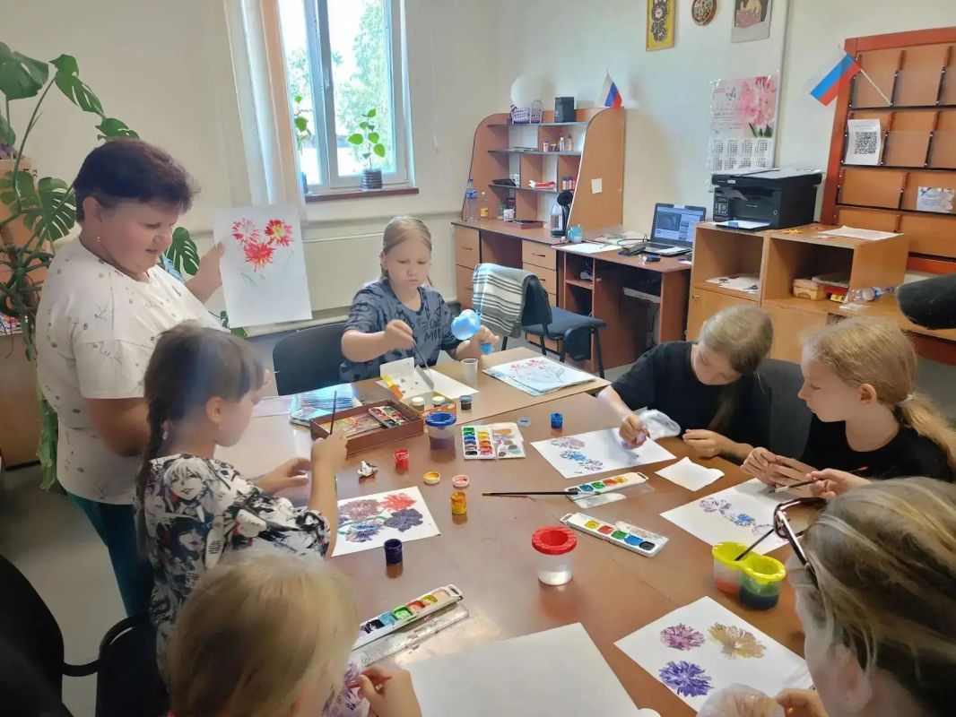 В Скадовском округе прошло необычное занятие по рисованию! В Скадовском округе прошло необычное занятие по рисованию!