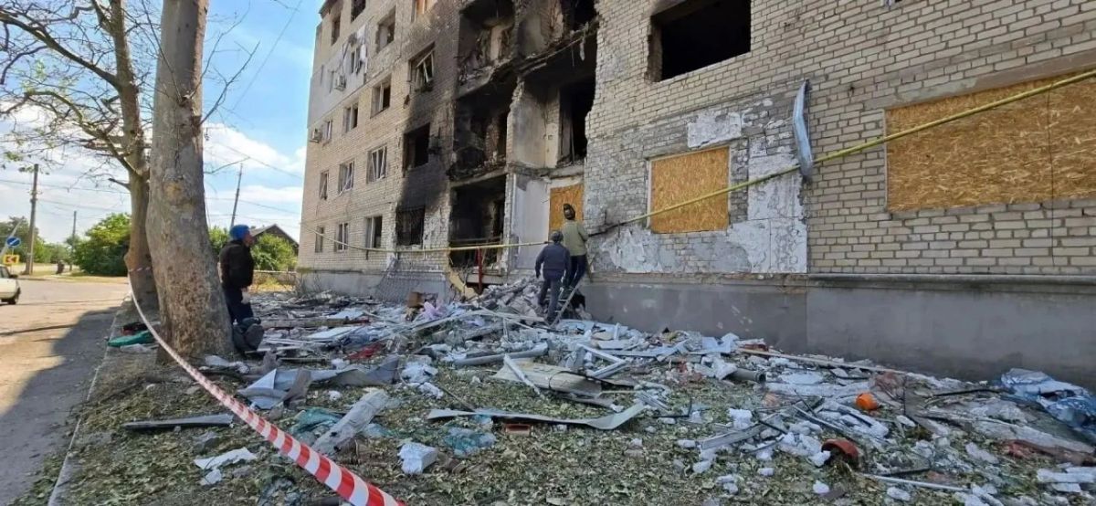 В Каховском округе из-за повреждений энергосистемы мощности не хватает, ремонт затруднен атаками БпЛА, сообщил Владимир Сальдо В Каховском округе из-за повреждений энергосистемы мощности не хватает, ремонт затруднен атаками БпЛА, сообщил Владимир Сальдо